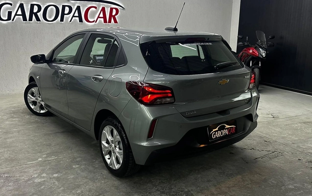 imagem-https://www.socarrao.com.br/sc-vehicle-images-prod/3521618/1788015615186-9e798cdf2d9d43c8952cdd25659c9571_1788015563337.jpg