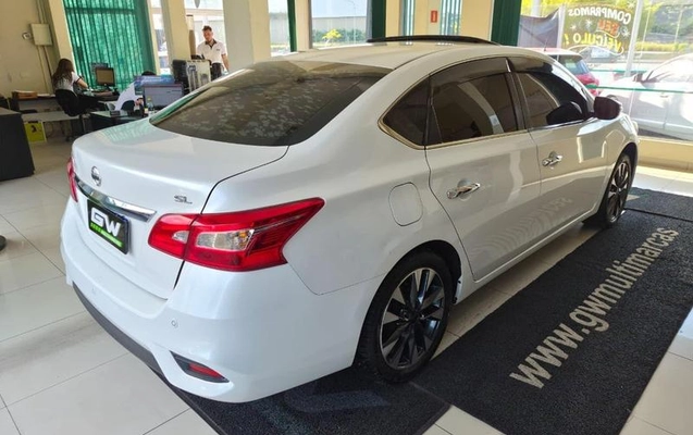 imagem-https://www.socarrao.com.br/sc-vehicle-images-prod/3521623/1788898399091-8428306_18_B_554ea31503.jpeg
