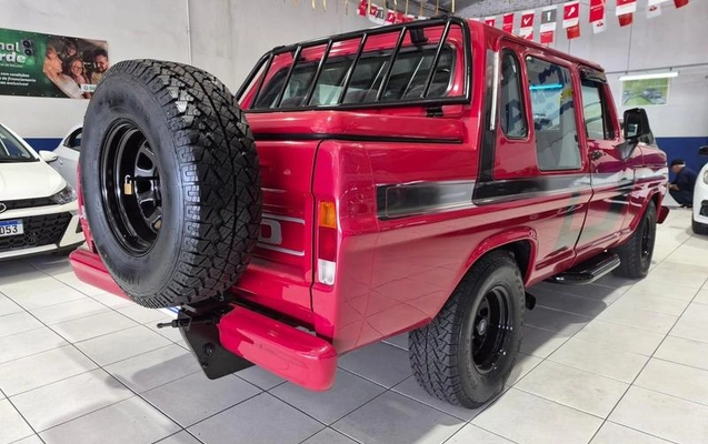 imagem-https://www.socarrao.com.br/sc-vehicle-images-prod/3521633/1789061125226-7774575_6_B_94c4aab1cb.jpeg