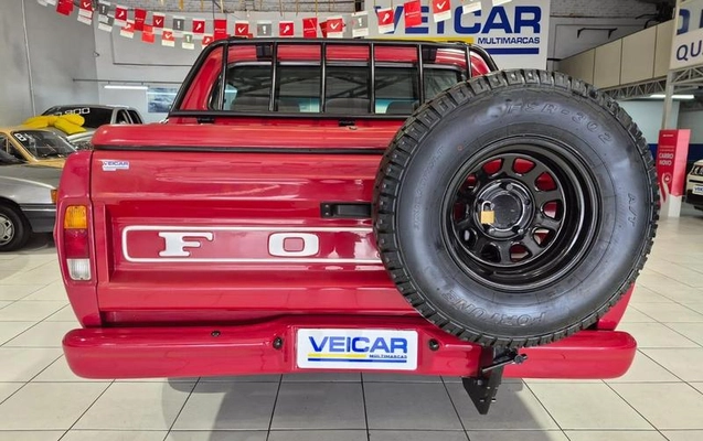 imagem-https://www.socarrao.com.br/sc-vehicle-images-prod/3521633/1789061125228-7774575_7_B_41cf13554d.jpeg