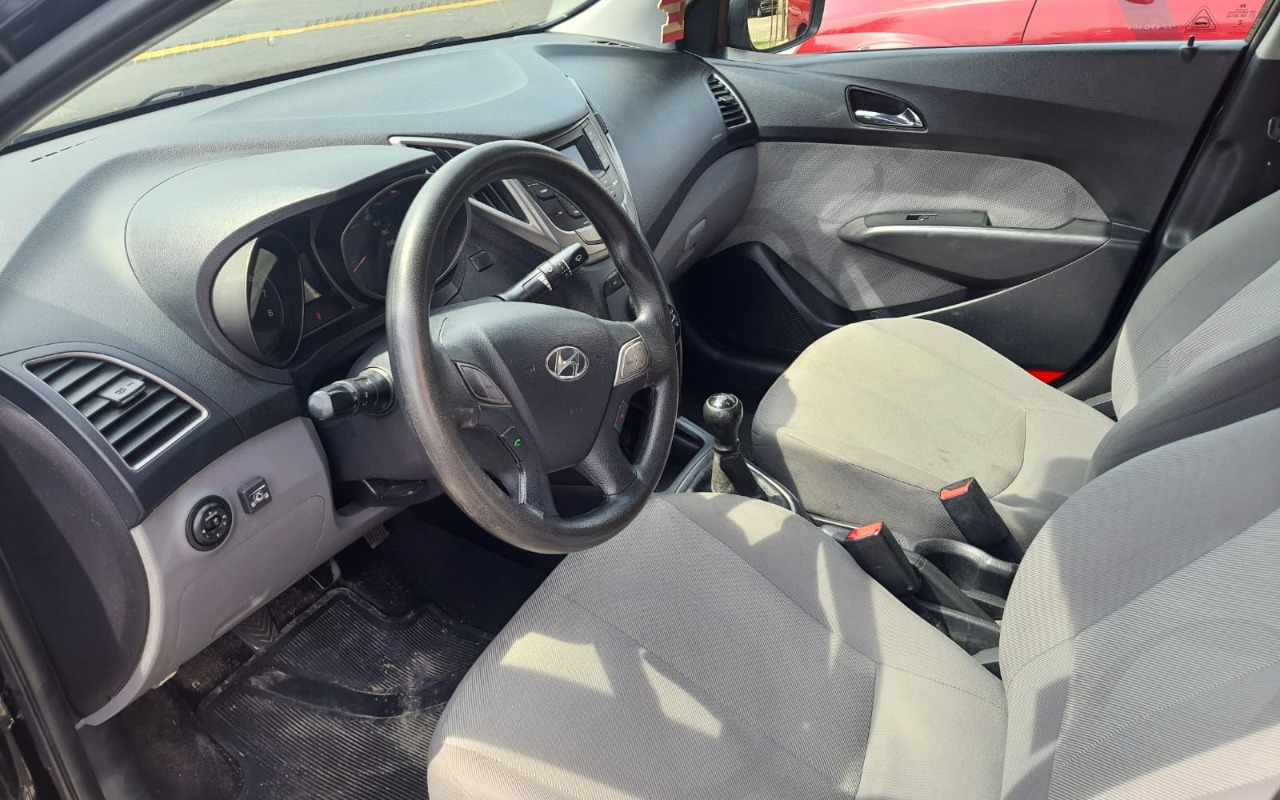 imagem-https://www.socarrao.com.br/sc-vehicle-images-prod/3521673/1788016558030-V2hhdHNBcHAgSW1hZ2UgMjAyNi0wOC0yOSBhdCAxMi4wMy4xMi5qcGVn.jpeg