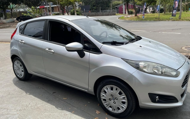 imagem-https://www.socarrao.com.br/sc-vehicle-images-prod/3521678/1788017192050-pEuCkTeRM2aFdBEYP8bflpEX7bnBXhTu.jpg