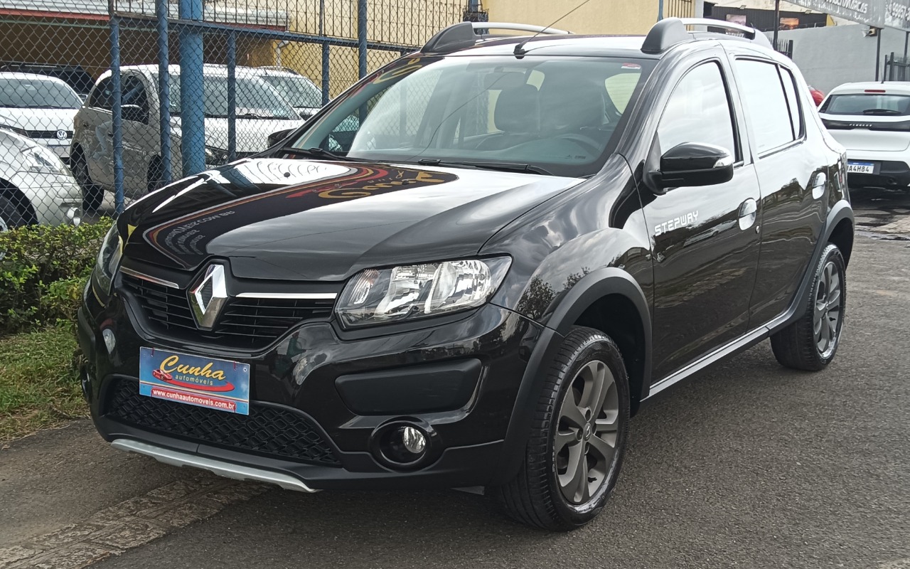 Renault Sandero 2018 Preto — foto 1 de 3