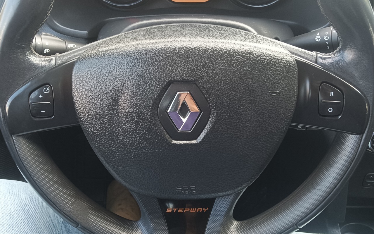 imagem-https://www.socarrao.com.br/sc-vehicle-images-prod/3521698/1788017672218-SU1HXzIwMjYwODI4XzE2NDQ1OX4yLmpwZw.jpg