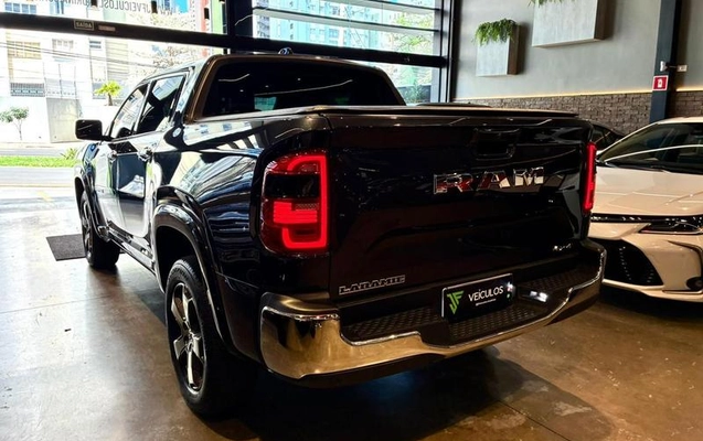 imagem-https://www.socarrao.com.br/sc-vehicle-images-prod/3521709/1788988390255-8431006_7_B_0ce0cbcfb3.jpeg