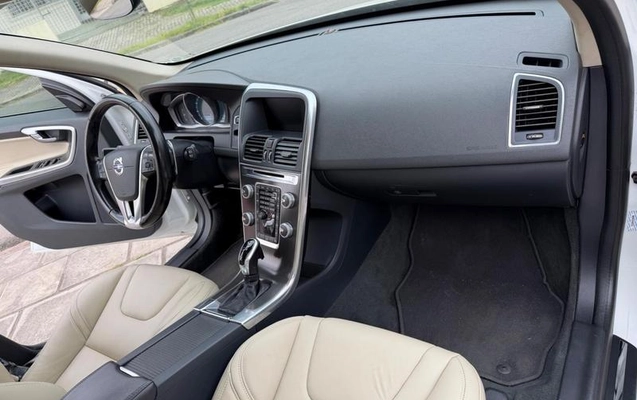 imagem-https://www.socarrao.com.br/sc-vehicle-images-prod/3521710/1788017323774-8282987_13_B_fb57b826b2.jpeg