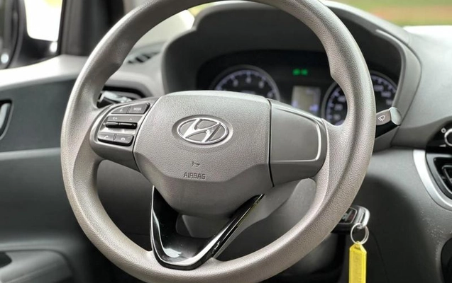 imagem-https://www.socarrao.com.br/sc-vehicle-images-prod/3521712/1789399664182-8430625_10_B_b661fca21b.jpeg