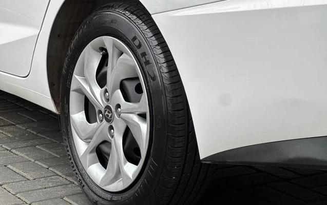 imagem-https://www.socarrao.com.br/sc-vehicle-images-prod/3521712/1789399664185-8430625_2_B_6d3fa82b40.jpeg