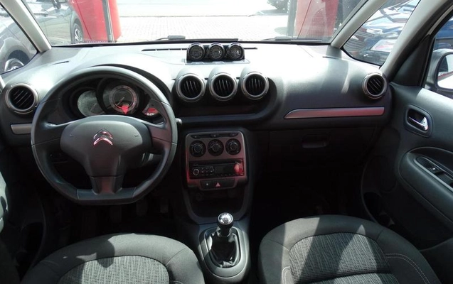 imagem-https://www.socarrao.com.br/sc-vehicle-images-prod/3521726/1789557901447-8431039_7_B_b425e58235.jpeg
