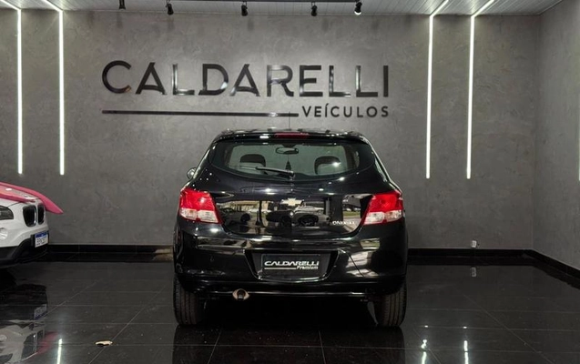 imagem-https://www.socarrao.com.br/sc-vehicle-images-prod/3521749/1788467518196-8430764_4_B_0c9103123e.jpeg