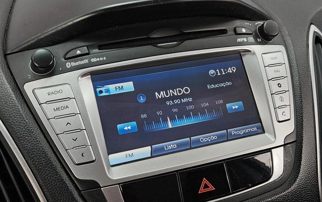 imagem-https://www.socarrao.com.br/sc-vehicle-images-prod/3521757/1788018812675-8431042_9_B_8aa9ab362a.jpeg