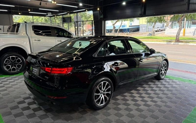 imagem-https://www.socarrao.com.br/sc-vehicle-images-prod/3521760/1789572693071-8430954_18_B_a84be94719.jpeg