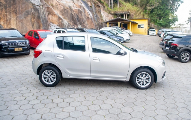 imagem-https://www.socarrao.com.br/sc-vehicle-images-prod/3521838/1788174222746-f42b35bd3d964082a667dead16326c4c_1788019886729.jpg