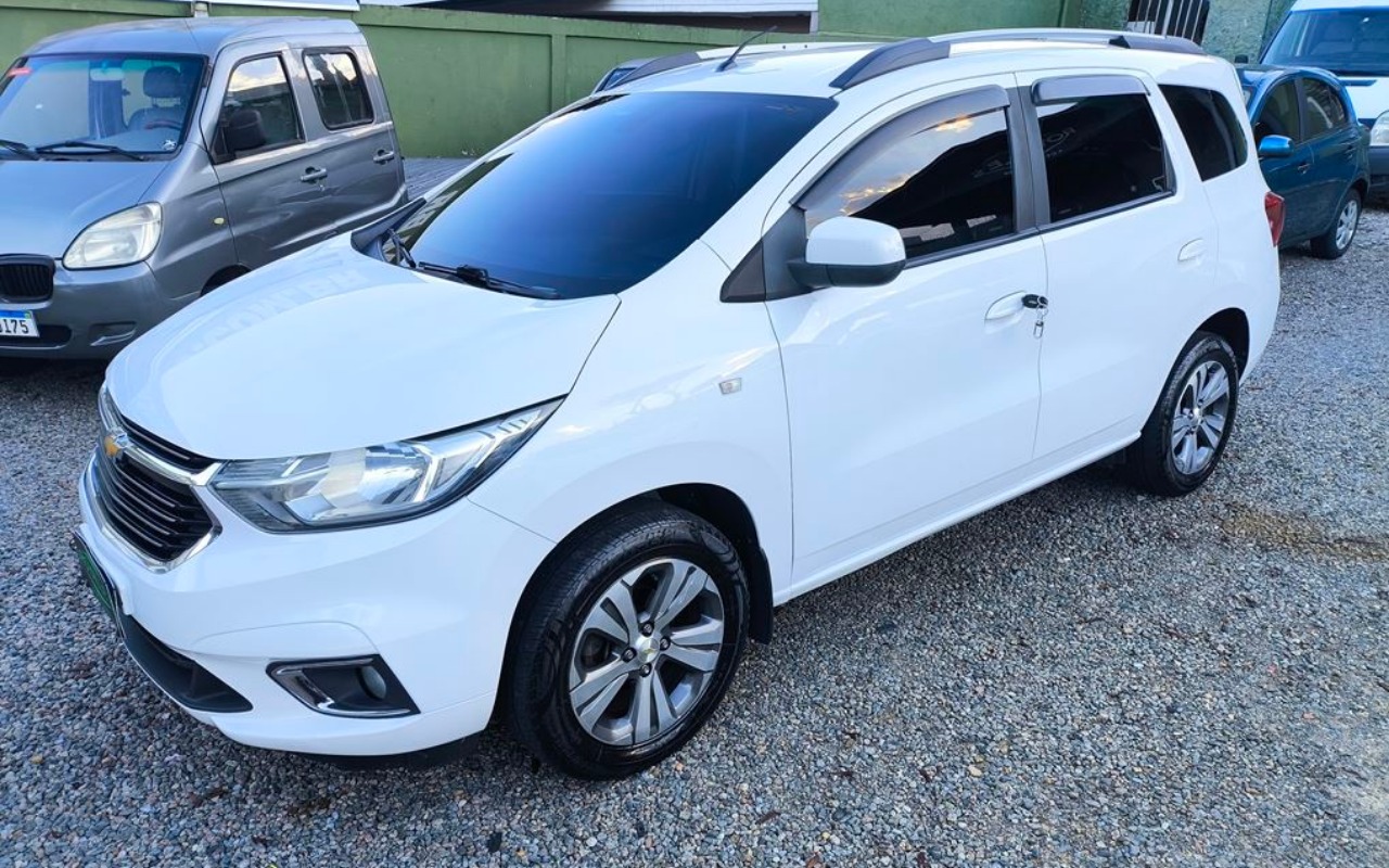 imagem-https://www.socarrao.com.br/sc-vehicle-images-prod/3521887/1788473435182-SU1HXzIwMjYwOTAyXzE3MDQ0MSAoQ29weSkuanBn.jpg