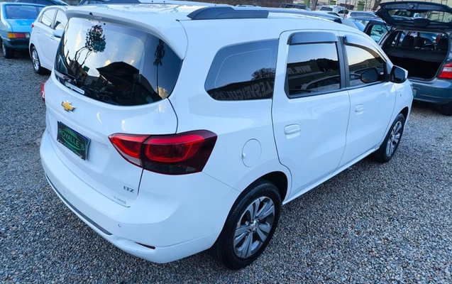imagem-https://www.socarrao.com.br/sc-vehicle-images-prod/3521887/1788473435462-SU1HXzIwMjYwOTAyXzE3MDUxMyAoQ29weSkuanBn.jpg