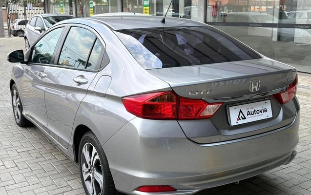imagem-https://www.socarrao.com.br/sc-vehicle-images-prod/3521928/1789136612970-8431149_10_B_5887e34558.jpeg