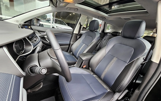 imagem-https://www.socarrao.com.br/sc-vehicle-images-prod/3521930/1789240454549-SdFfgZ6yIseCLCImJ0TGXwFxmGQZfH3k.jpg