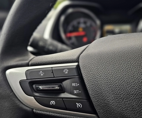 imagem-https://www.socarrao.com.br/sc-vehicle-images-prod/3521930/1789240454553-RjpH5QpYcBECTdSeswSTDGqbuAnUa6WJ.jpg