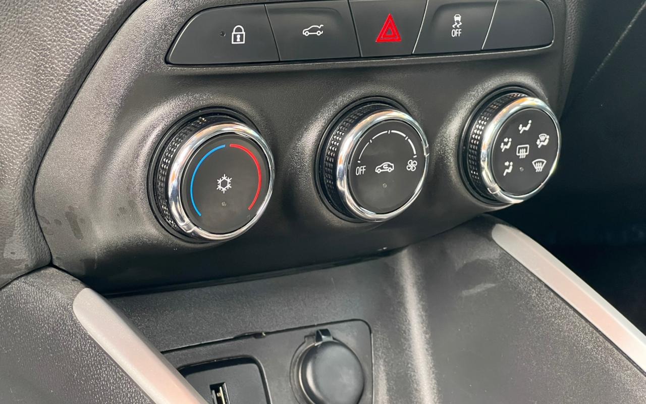 imagem-https://www.socarrao.com.br/sc-vehicle-images-prod/3521960/1788020775954-V2hhdHNBcHAgSW1hZ2UgMjAyNi0wOC0yOSBhdCAxMC40MC4yMC5qcGVn.jpeg