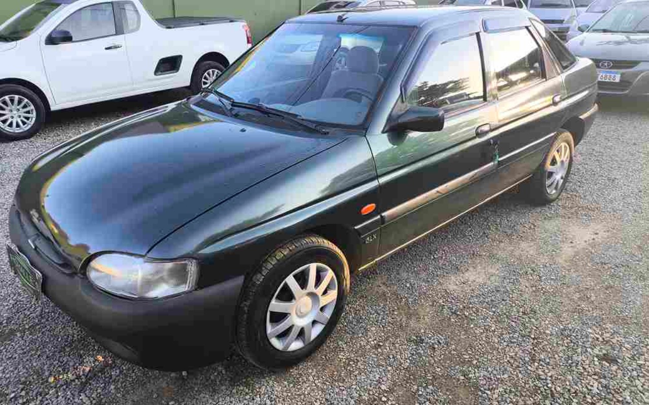 Ford Escort Glx 1.8i 16V 4P - foto 2