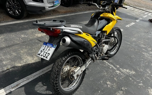 imagem-https://www.socarrao.com.br/sc-vehicle-images-prod/3522002/1788021372120-63b8TESftLhJFrLPx5ADn1SjGoO27dmb.jpg