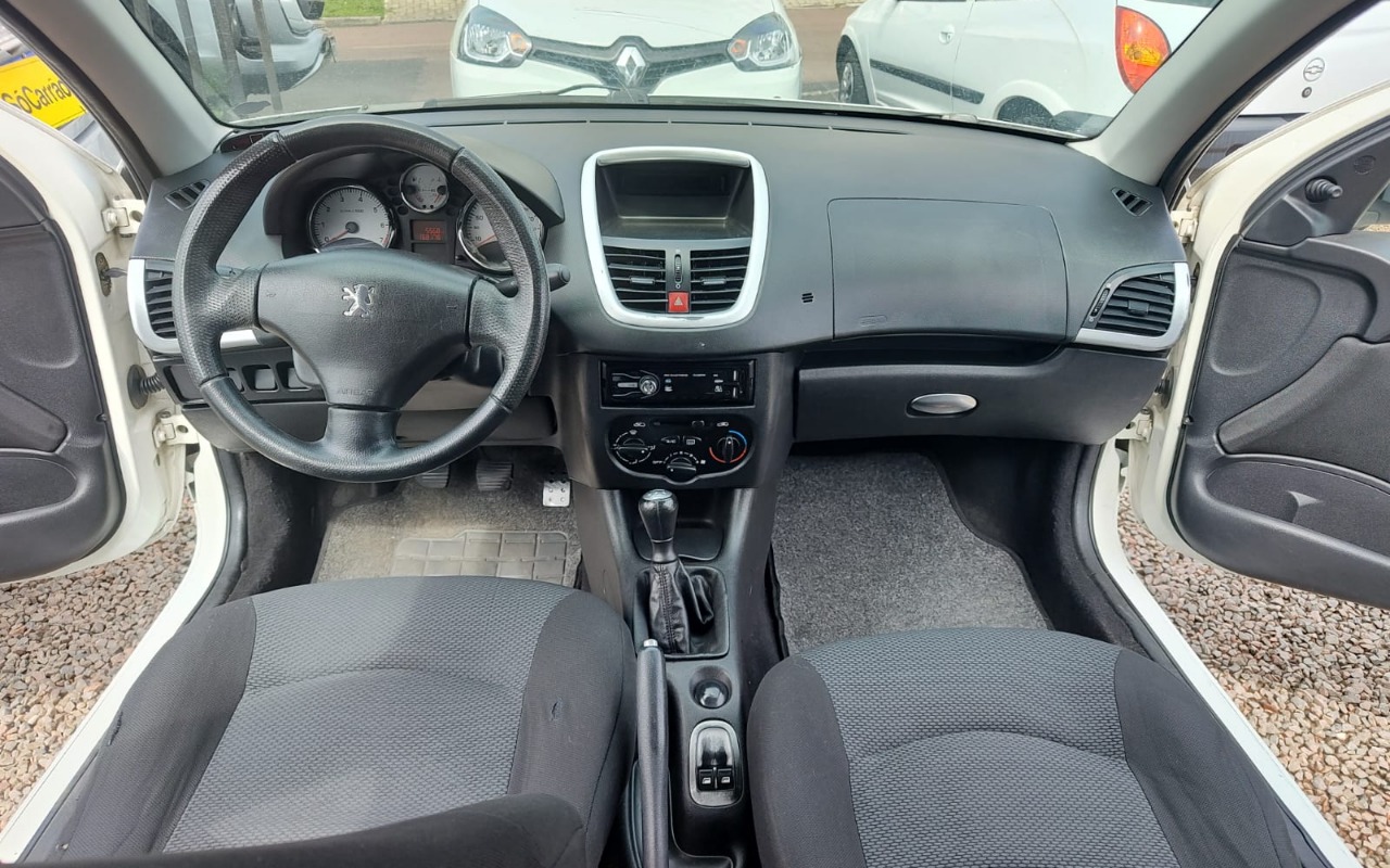 imagem-https://www.socarrao.com.br/sc-vehicle-images-prod/3522482/1788022831792-V2hhdHNBcHAgSW1hZ2UgMjAyNi0wOC0yOSBhdCAxMi4wNy41NyAoMikuanBlZw.jpeg