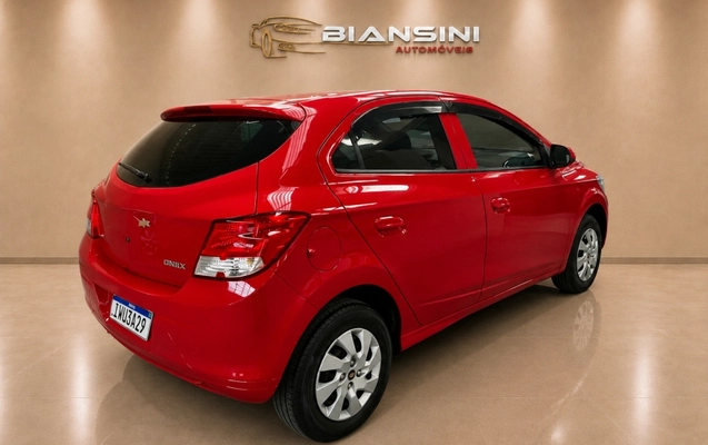 imagem-https://www.socarrao.com.br/sc-vehicle-images-prod/3523137/1788026647328-5DQtPCf5d7sGT4q3FfHzO8CfAg8ljpP9.jpg