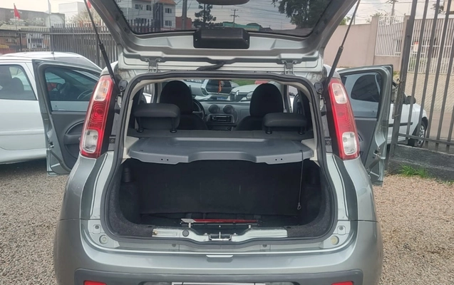 imagem-https://www.socarrao.com.br/sc-vehicle-images-prod/3523153/1788026843618-V2hhdHNBcHAgSW1hZ2UgMjAyNi0wOC0yOSBhdCAxNC4xNS4zNyAoMSkuanBlZw.jpeg