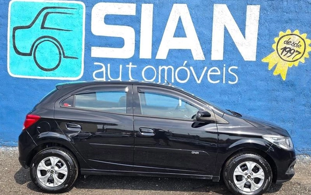 imagem-https://www.socarrao.com.br/sc-vehicle-images-prod/3523155/1788026890970-8381996_14_B_9e29e76d7f.jpeg