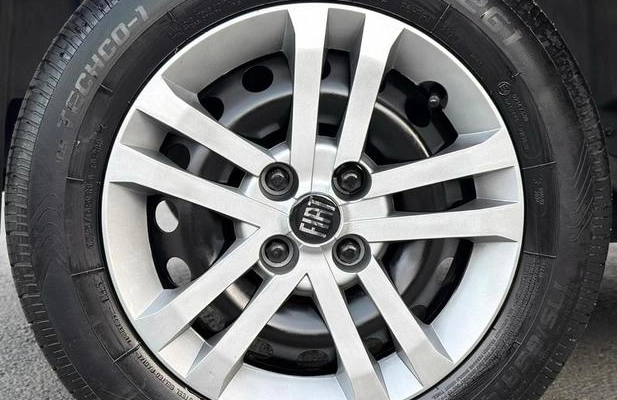imagem-https://www.socarrao.com.br/sc-vehicle-images-prod/3523172/1789405553691-8428492_11_B_32549f562b.jpeg