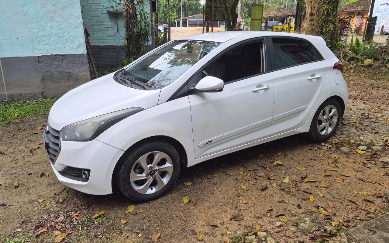 Hyundai HB20 2016 Branco — foto 1 de 3