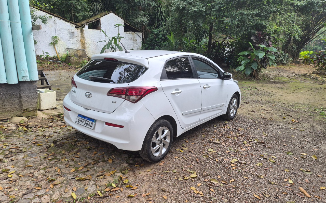 imagem-https://www.socarrao.com.br/sc-vehicle-images-prod/3523209/1788028305852-MjAyNjA4MjlfMDgzMjA3LmpwZw.jpg
