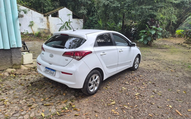 imagem-https://www.socarrao.com.br/sc-vehicle-images-prod/3523209/1788028305852-MjAyNjA4MjlfMDgzMjA3LmpwZw.jpg