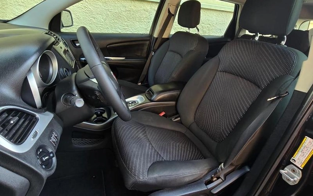 imagem-https://www.socarrao.com.br/sc-vehicle-images-prod/3523327/1788029583129-8308435_4_B_e061c4d9e6.jpeg
