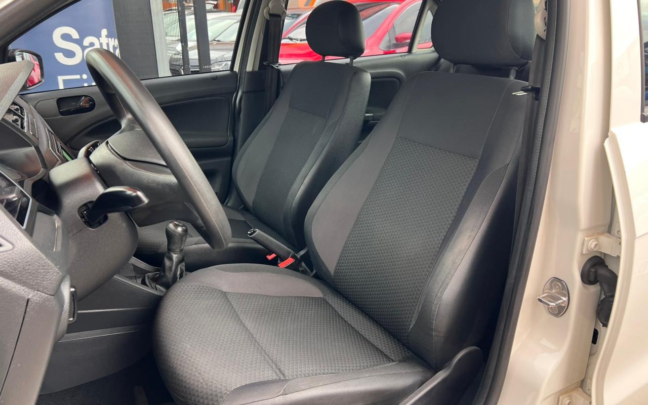 imagem-https://www.socarrao.com.br/sc-vehicle-images-prod/3523406/1788030702471-V2hhdHNBcHAgSW1hZ2UgMjAyNi0wOC0yOSBhdCAxNS41Ni4wNS5qcGVn.jpeg