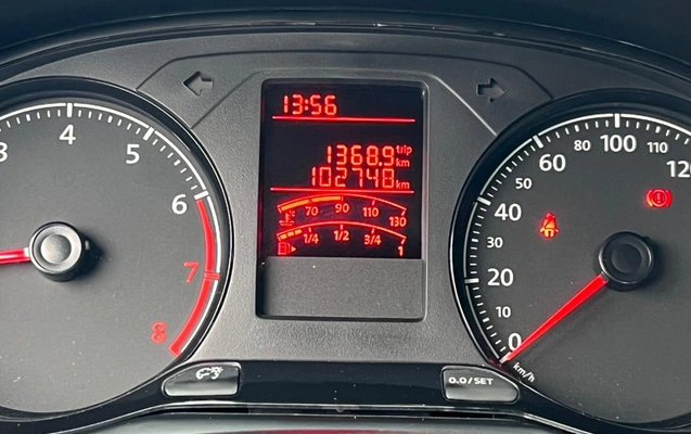 imagem-https://www.socarrao.com.br/sc-vehicle-images-prod/3523406/1788030702723-V2hhdHNBcHAgSW1hZ2UgMjAyNi0wOC0yOSBhdCAxNS41Ni4wNiAoMSkuanBlZw.jpeg