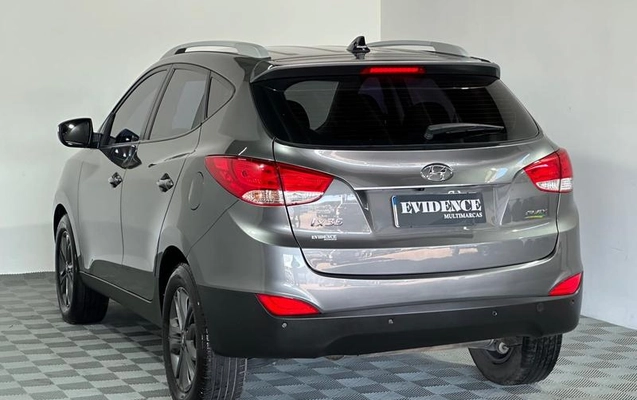 imagem-https://www.socarrao.com.br/sc-vehicle-images-prod/3523419/1788030909101-8410818_6_B_b4385be55b.jpeg