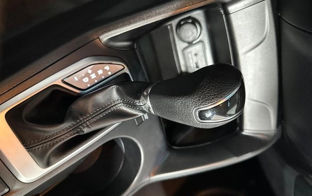 imagem-https://www.socarrao.com.br/sc-vehicle-images-prod/3523419/1788030909112-8410818_14_B_54f44bf94e.jpeg