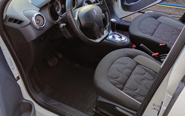 imagem-https://www.socarrao.com.br/sc-vehicle-images-prod/3523441/1788032058341-V2hhdHNBcHAgSW1hZ2UgMjAyNi0wMy0yMSBhdCA0LjU4LjAzIFBNLmpwZWc.jpeg