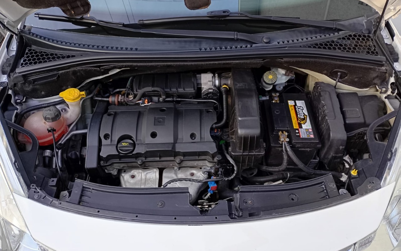 imagem-https://www.socarrao.com.br/sc-vehicle-images-prod/3523441/1788032059893-V2hhdHNBcHAgSW1hZ2UgMjAyNi0wMy0yMSBhdCA0LjU5LjM0IFBNLmpwZWc.jpeg