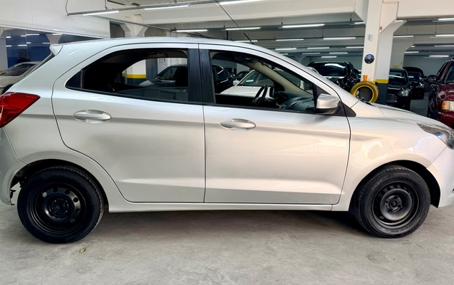 imagem-https://www.socarrao.com.br/sc-vehicle-images-prod/3523700/1788629171758-2b4d96c76e1c43b6bfba1c4bec7d4396_1788355225050.jpg