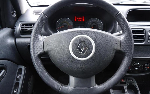 imagem-https://www.socarrao.com.br/sc-vehicle-images-prod/3524019/1789676597172-8425330_9_B_523240ddbf.jpeg