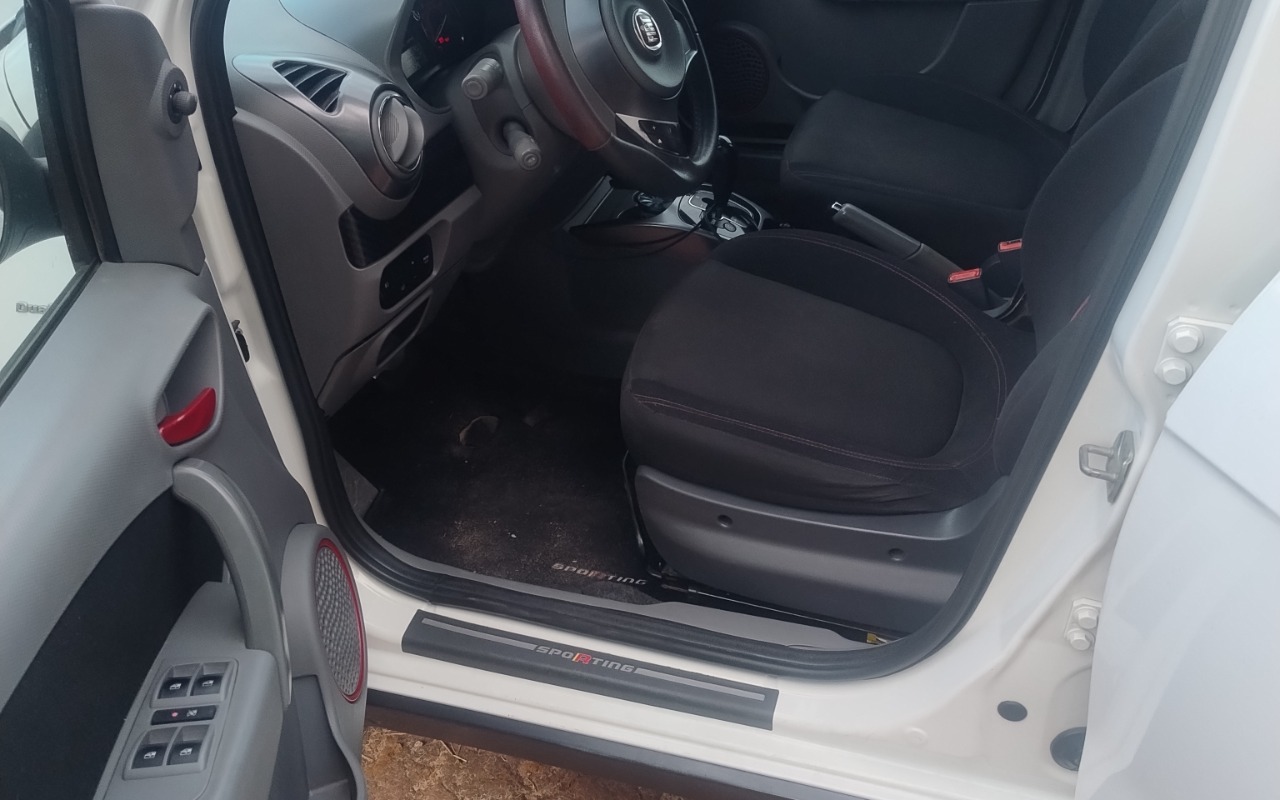 imagem-https://www.socarrao.com.br/sc-vehicle-images-prod/3524117/1788038929689-SU1HXzIwMjYwODA2XzA3MTgxMDc5OV9IRFIuanBn.jpg