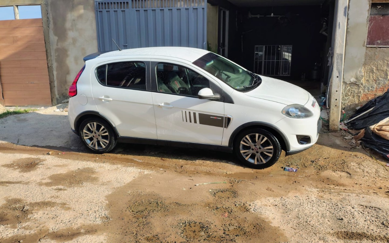 Fiat Palio 2014 Branco — foto 1 de 3
