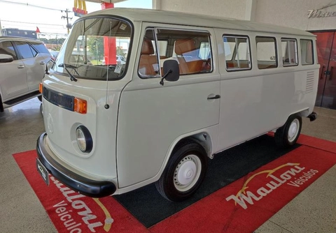 Volkswagen Kombi 1986 Branco — foto 1 de 3
