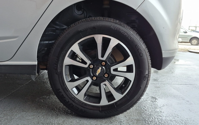 imagem-https://www.socarrao.com.br/sc-vehicle-images-prod/3533146/1788092533539-vehicle_image_1784838965_3d855e14e2e81a7717828f6aecac45e6.jpeg
