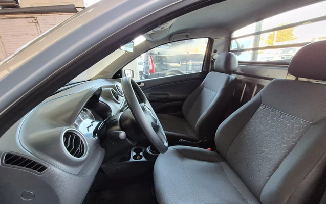 imagem-https://www.socarrao.com.br/sc-vehicle-images-prod/3533347/1789480017961-vehicle_image_1788096282_4a6c595dcabdea673388e37d2087f241.jpeg
