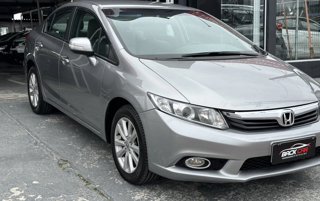 imagem-https://www.socarrao.com.br/sc-vehicle-images-prod/3533517/1789071056129-003_bfed473ff43c2c01869fadb9b605f122.jpeg