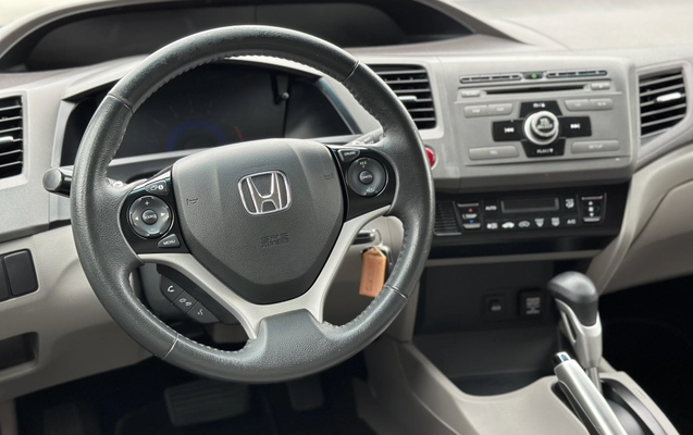 imagem-https://www.socarrao.com.br/sc-vehicle-images-prod/3533517/1789071056135-003_12c7663fa55fa136aa5df82ac1a0e273.jpeg