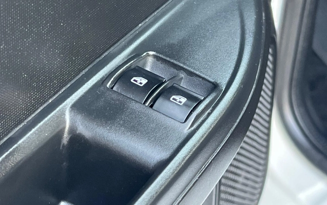 imagem-https://www.socarrao.com.br/sc-vehicle-images-prod/3533518/1788108568728-V2hhdHNBcHAgSW1hZ2UgMjAyNi0wOC0yOSBhdCAxNi41Ny4xMCAoMSkuanBlZw.jpeg